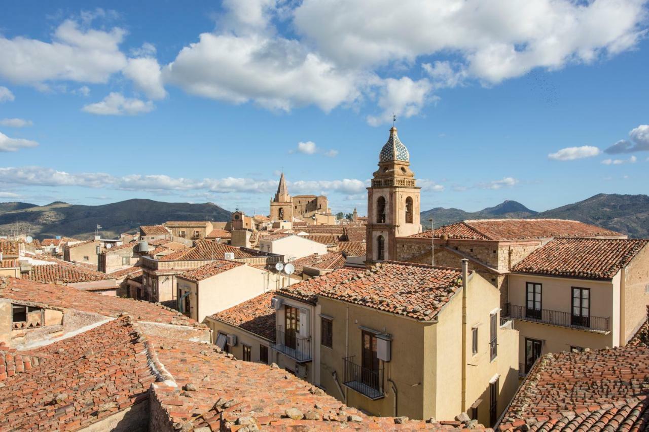 Case Spazioscena - Tersicore Castelbuono  Zewnętrze zdjęcie